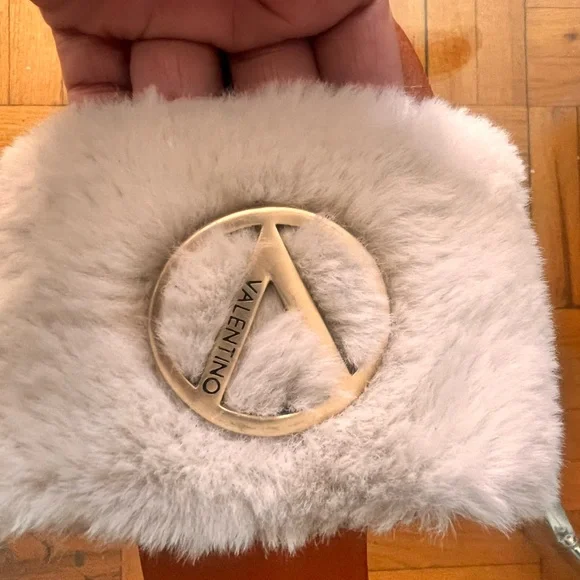 VLogo Valentino Sandals for
Women - Vestiaire Collective - Picture 3 of 9